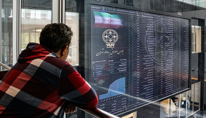 رشد ۷۲ درصدی درآمد فروش ۳ ماهه ناشران بورسی