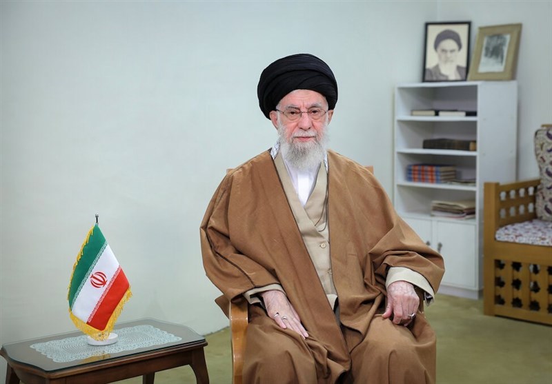 مباهله باشکوه در میانه میدان