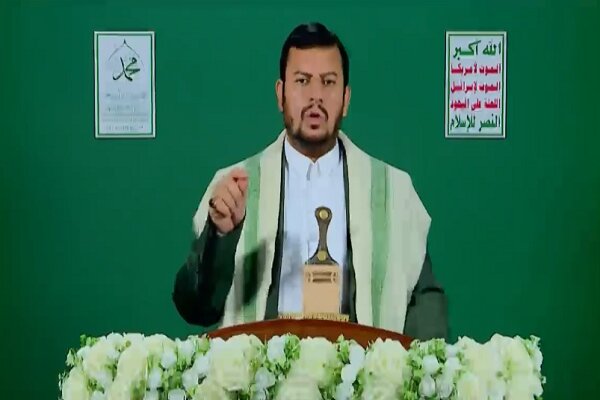 رهبر انصارالله یمن: در کنار ملت مسلمان ایران و نظام اسلامی آن هستیم
