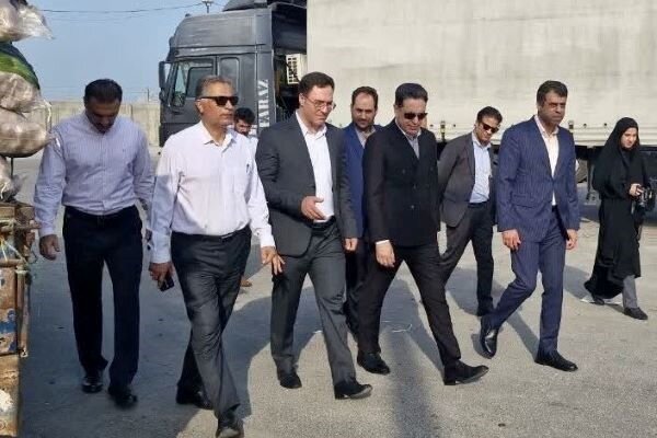 فرماندار تنگستان: امور گمرکی در شهرستان تسهیل می‌شود