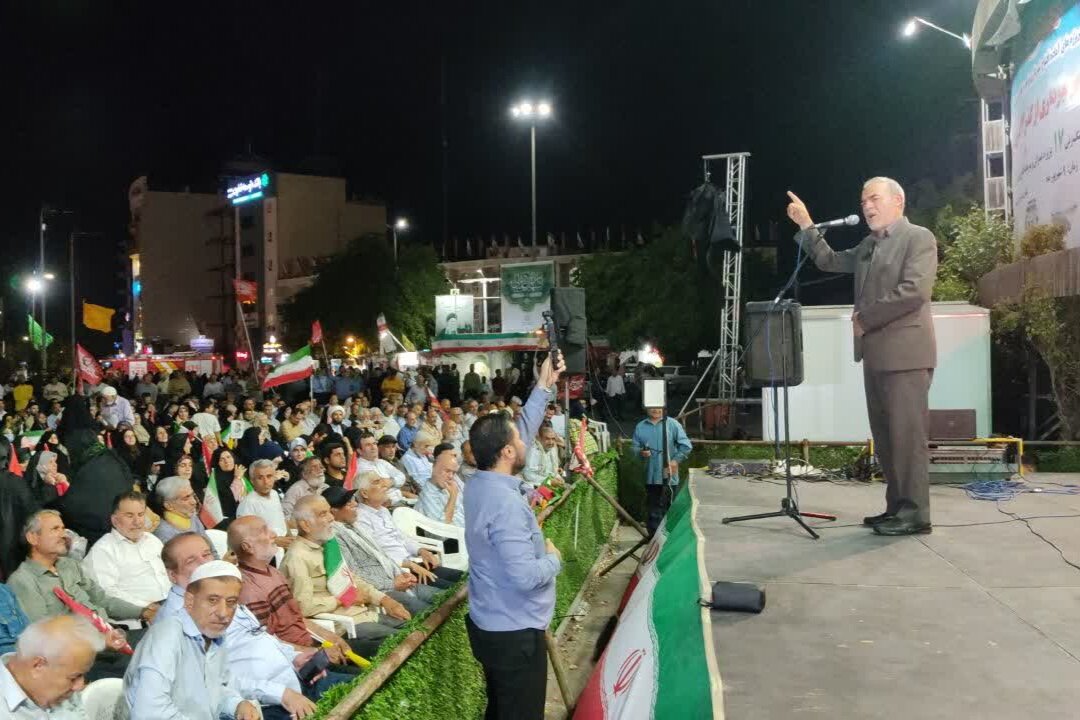 کشورهای منطقه باید درباره حضور نیروهای آمریکا تصمیم دوراندیشانه بگیرند