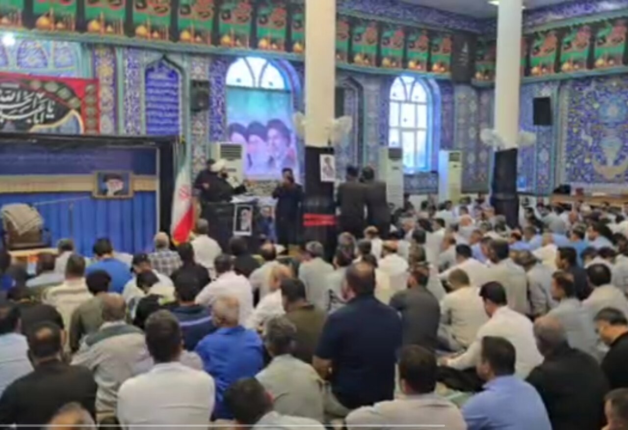 مراسم گرامیداشت امام شهید در جزیره خارگ