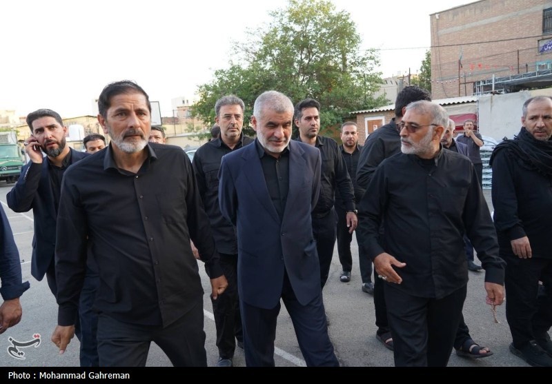 بازدید نیکزاد از محل اسکان زائران اردبیلی در تهران + تصاویر
