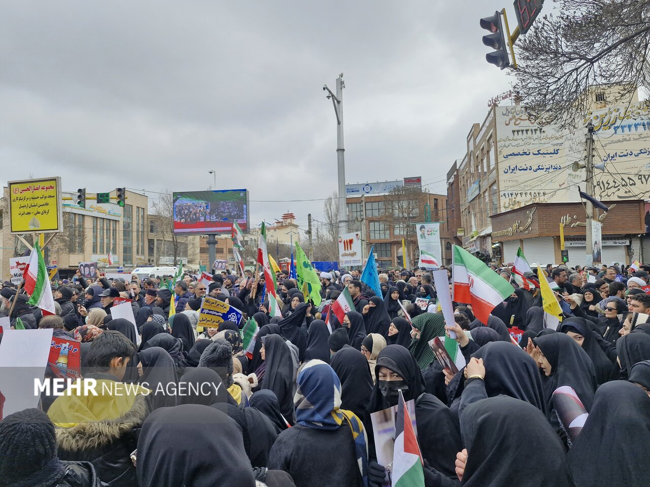 طنین «مرگ بر آمریکا» و «مرگ بر اسرائیل» در خیابان‌های اردبیل