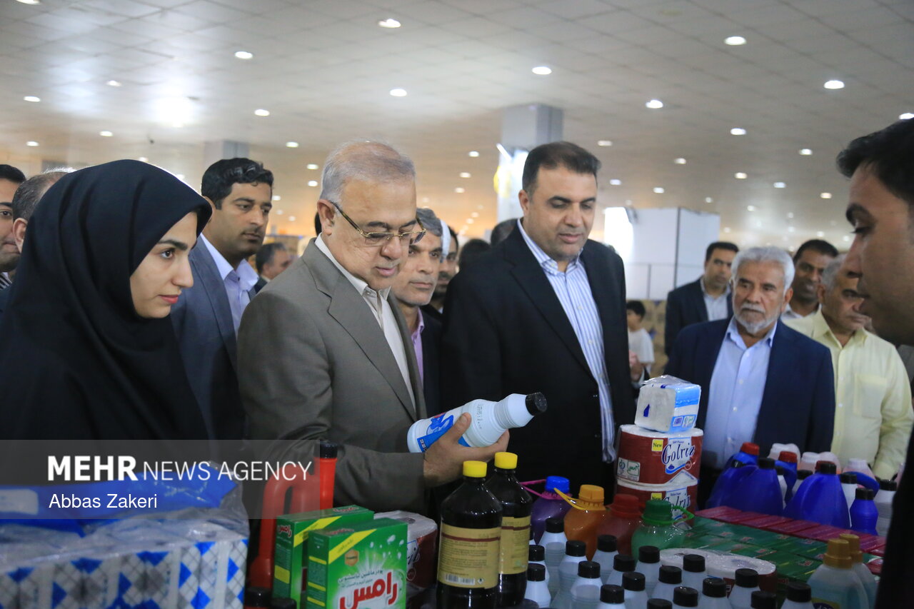 گشایش اولین نمایشگاه ضیافت در بندرعباس