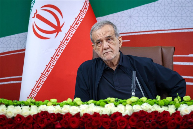 پزشکیان: دانش‌آموزان با ایمان و باور ایران را به‌سوی عزت هدایت می‌کنند