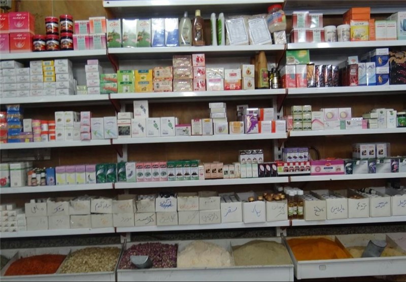 دستگیری عطاری که قرص متادون و لاغری حاوی شیشه می‌فروخت