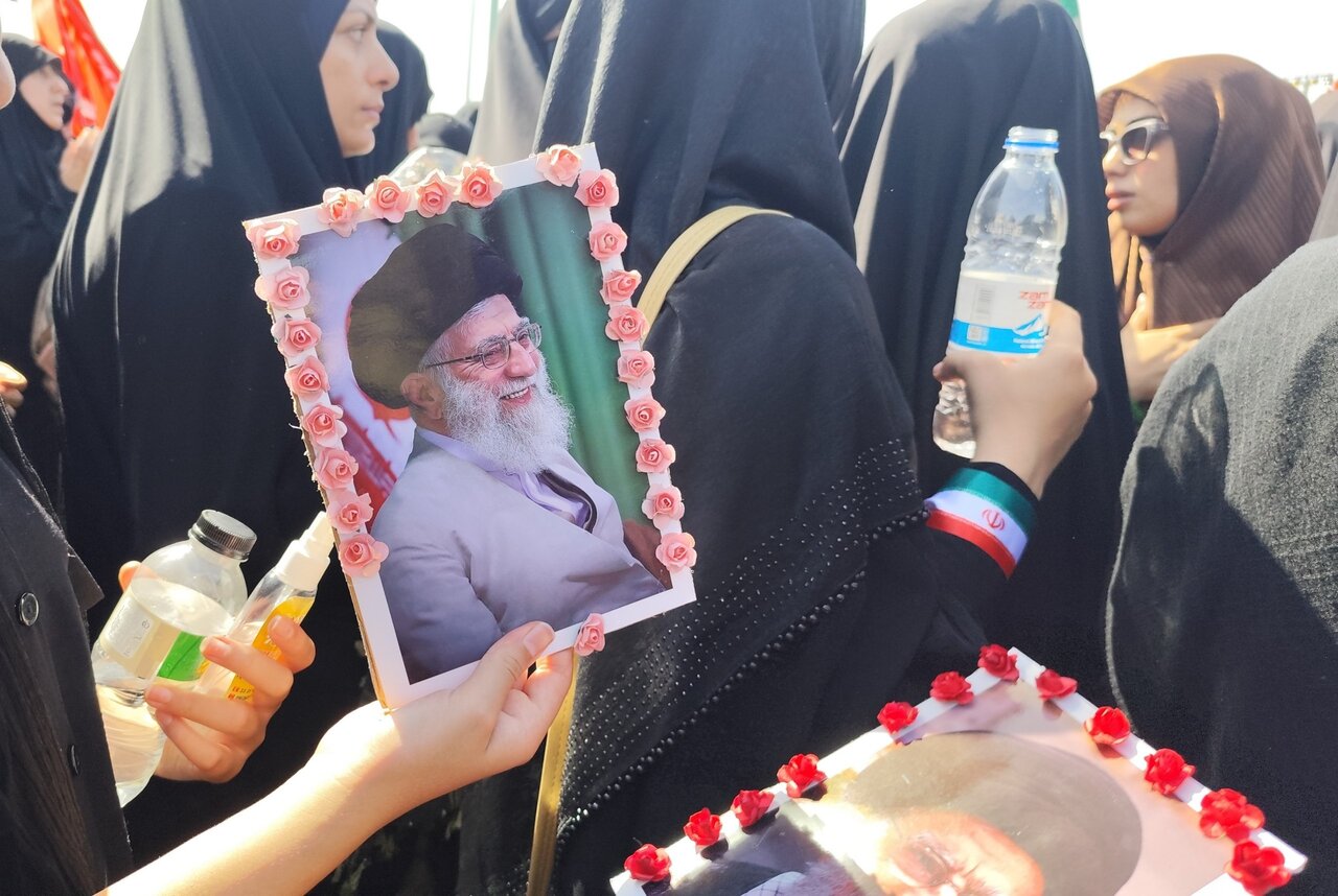 حضور عزاداران مازندرانی در مراسم وداع با آقای شهید ایران