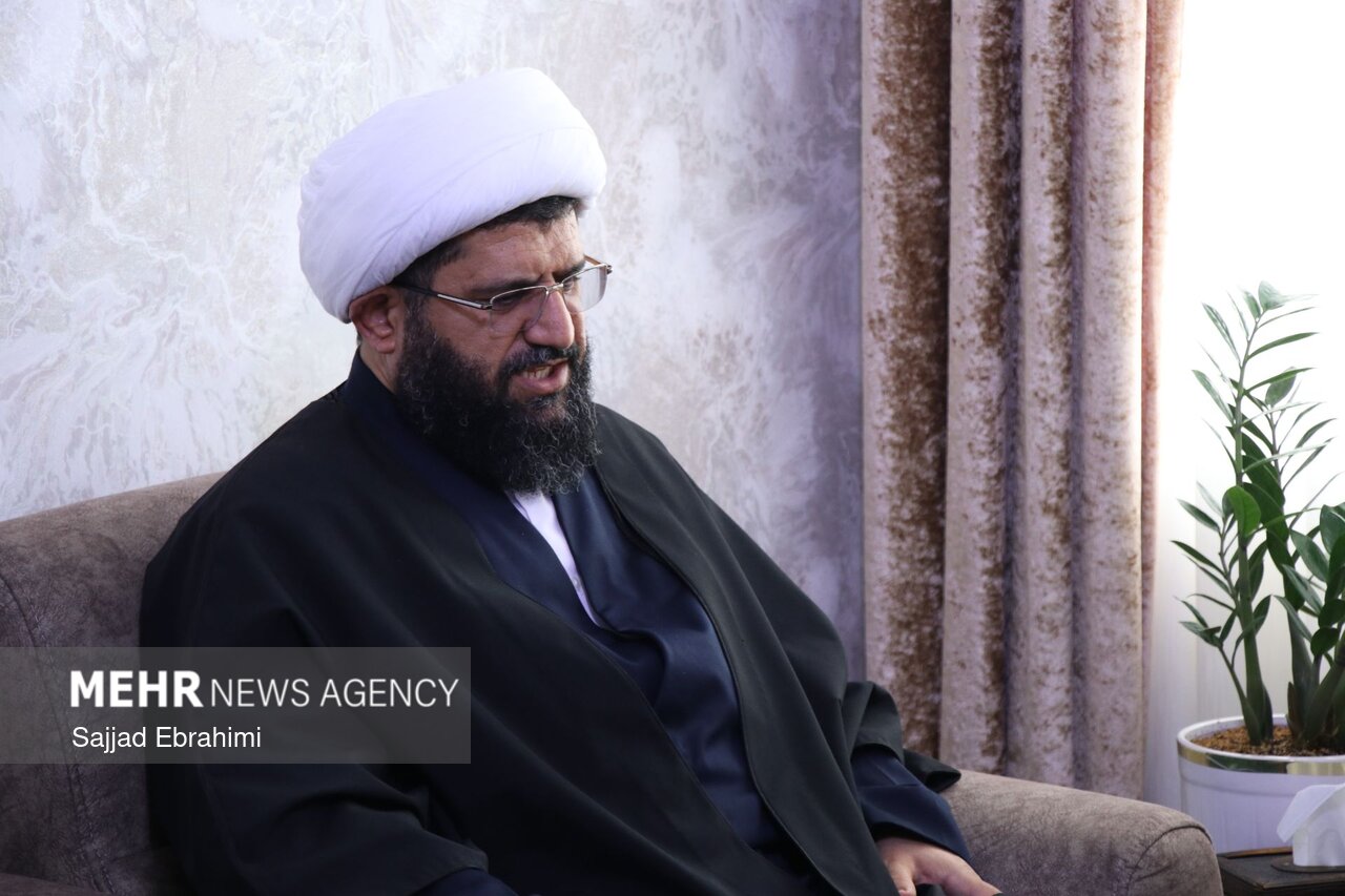 امام جمعه پاکدشت خواستار حفظ فعالیت آموزشی دانشگاه ابوریحان شد