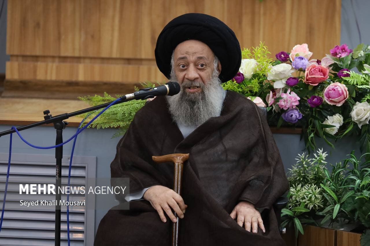آیت‌الله جزایری: تسریع در اعلام رهبری انقلاب لازم و ضروری است