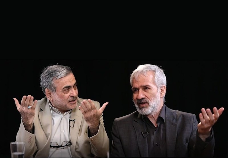 خمینی کبیر و خامنه‌ای شهید، معماران مردم‌سالاری دینی در ایران جدید
