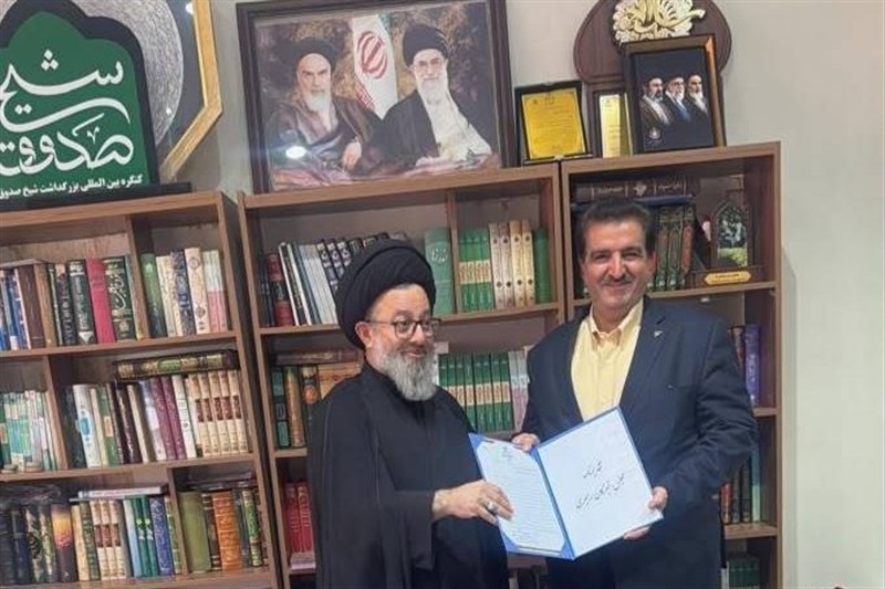 تقدیر مجلس خبرگان رهبری از مدیرعامل بانک رفاه برای پشتیبانی از اقتصاد