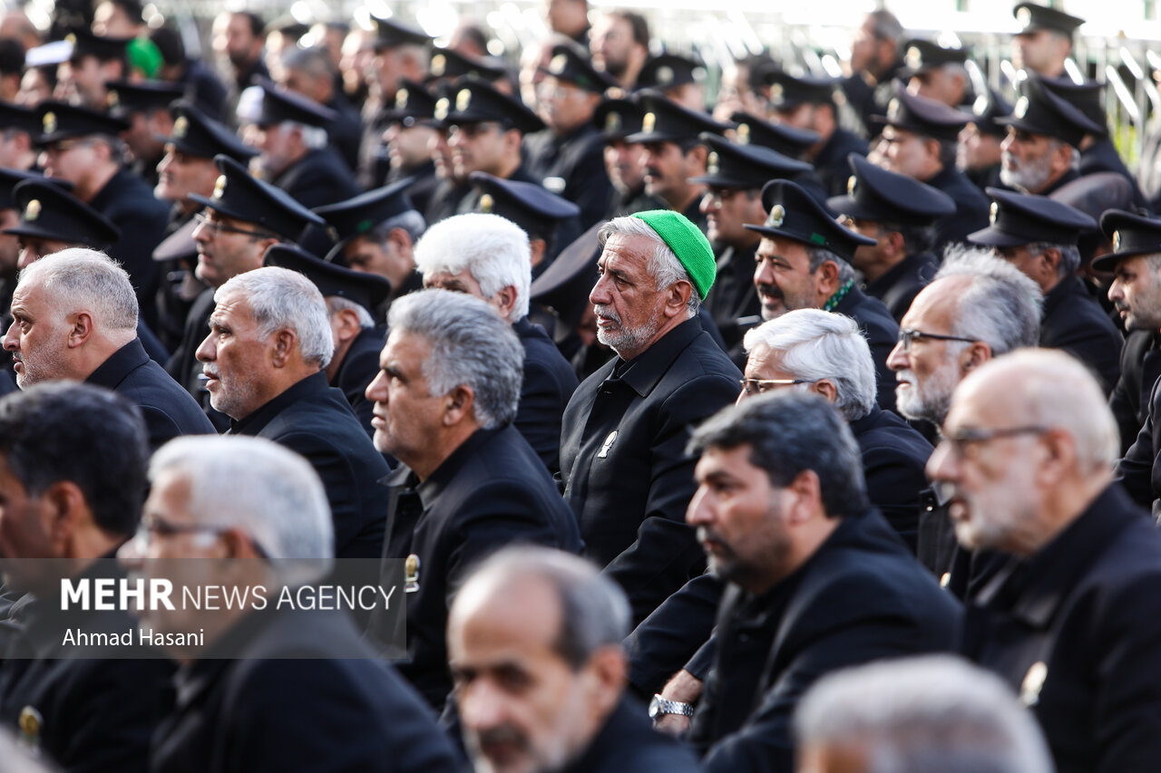 حرم امام رضا(ع) یکپارچه در عزای شهادت رهبر انقلاب اسلامی ایران