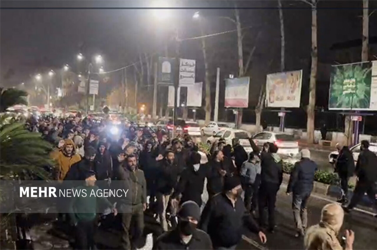 راهپیمایی سحرگاهی مردم عزادار بابل