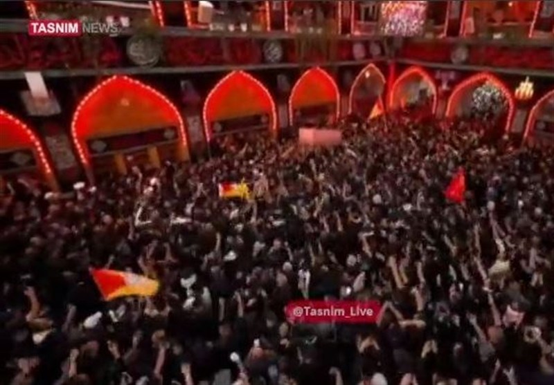 پیکر مطهر امام شهید وارد حرم علمدار کربلا شد