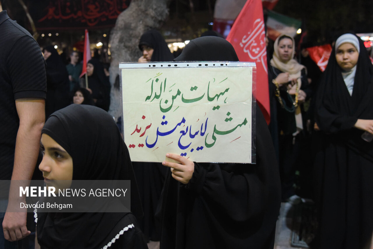 بغض شبانه مشهدی‌ها در عزای کودکان میناب