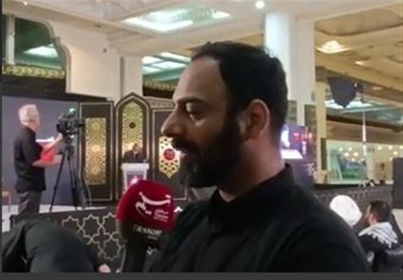 آغاز مراسم شعرخوانی «آخرین دیدار» در شبستان شمالی مصلی تهران
