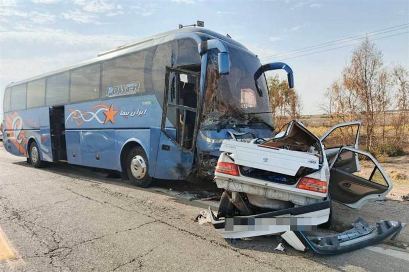 تصادف پژو 405 با اتوبوس در محور دهلران–اندیمشک/ 3 زائر جان باختند