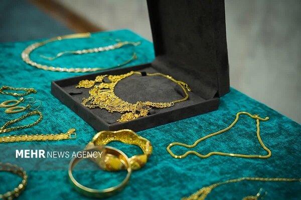 افزایش جزئی قیمت طلا و سکه؛ طلا 15 میلیون و 328 هزار تومان بود