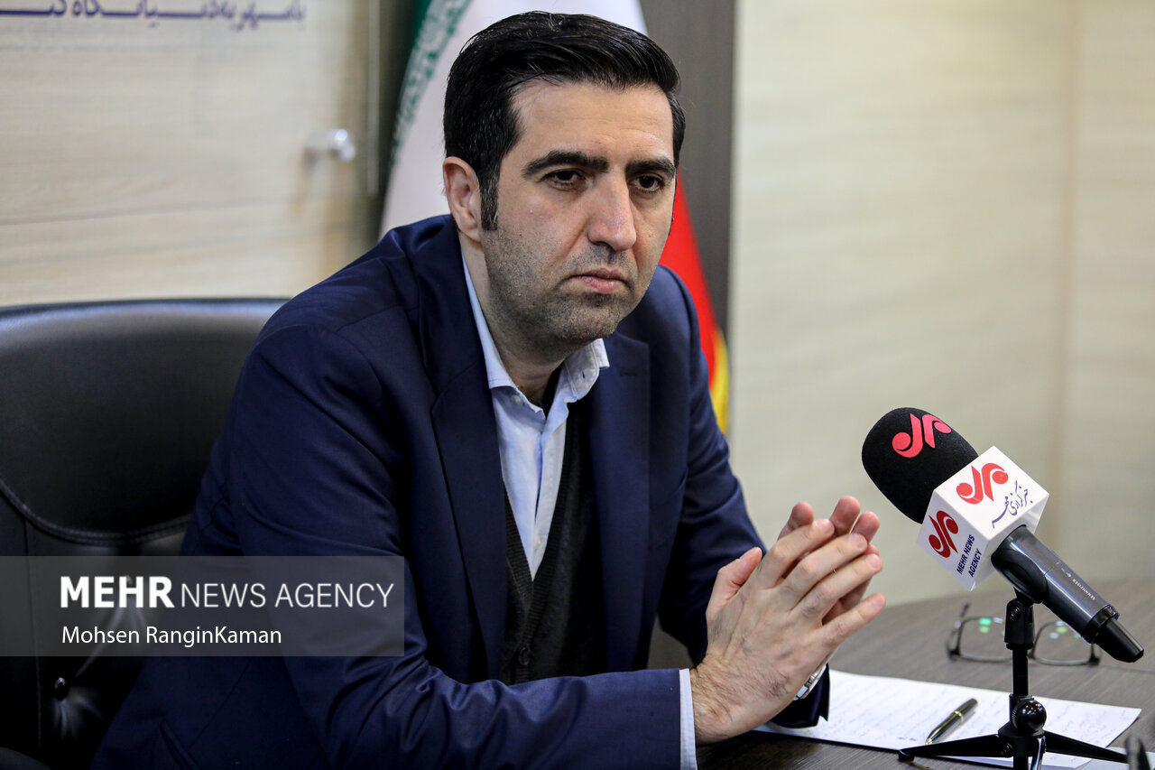 آجرلو: سفر قالیباف به قطر برای آزادسازی اموال ایران موفقیت‌آمیز بود