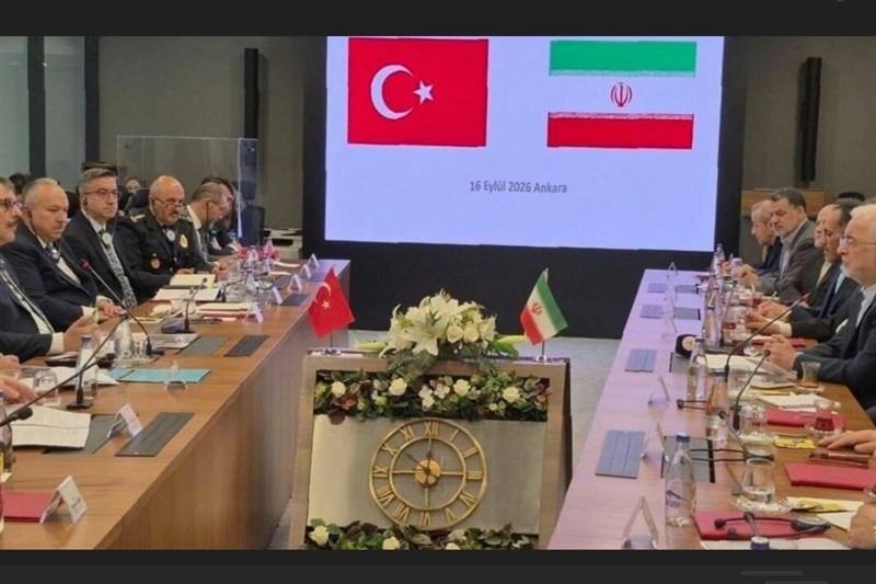 وزیر کشور ترکیه: با همتای ایرانی درباره پژاک گفتگو کردیم