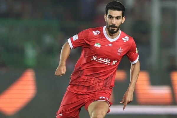 هافبک پرسپولیس جدا شد