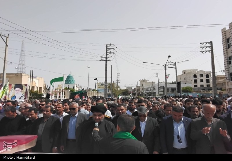 تشییع پیکر شهید مدافع وطن «محمدعلی گیوی» در گناوه