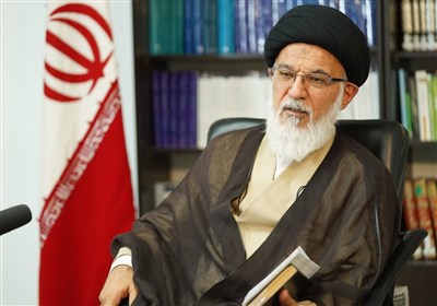 آیت‌الله میرباقری: جریان غرب‌گرا به‌دنبال تغییر فرهنگ ایران است