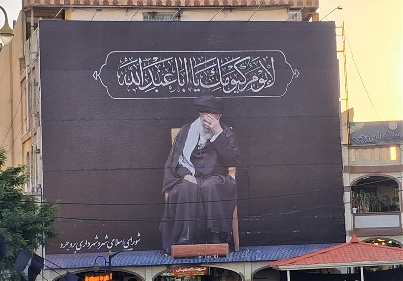 عزاداری مردم بروجرد در سوگ رهبر شهید+ تصاویر