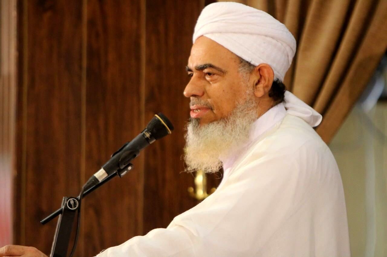 امام‌ جمعه اهل‌سنت قشم: رهبر شهیدمان برای قدس سنگ تمام گذاشت