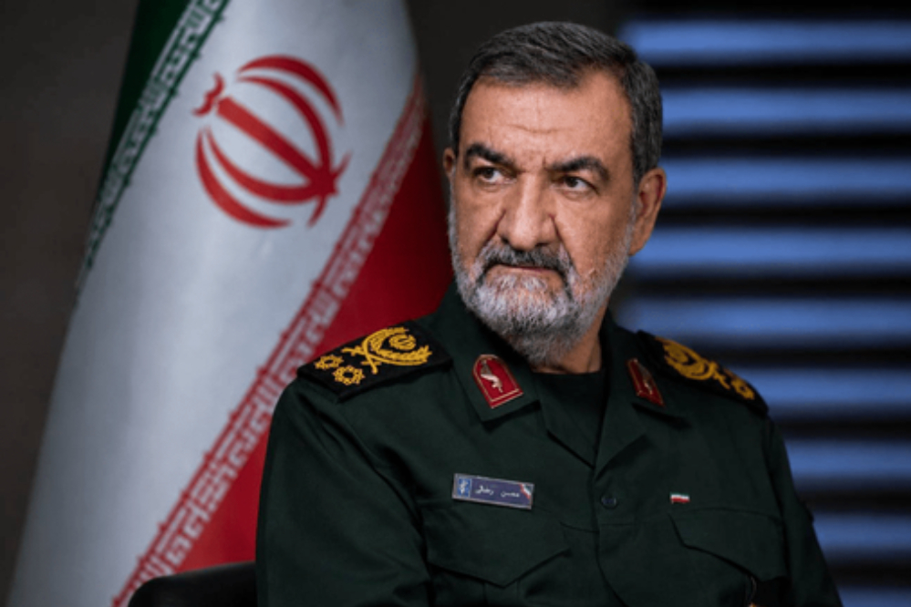 محسن رضایی: پاسخ ایران به حملات زیرساختی، تصاعدی و شدید است
