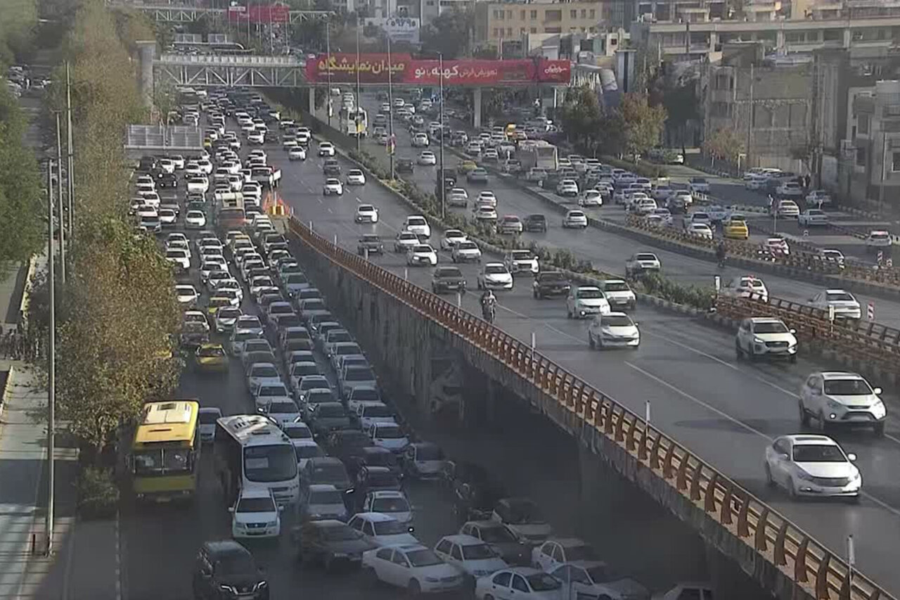 مصوبات شورای ترافیک نوشهر نباید پشت درب دستگاه‌ها بماند