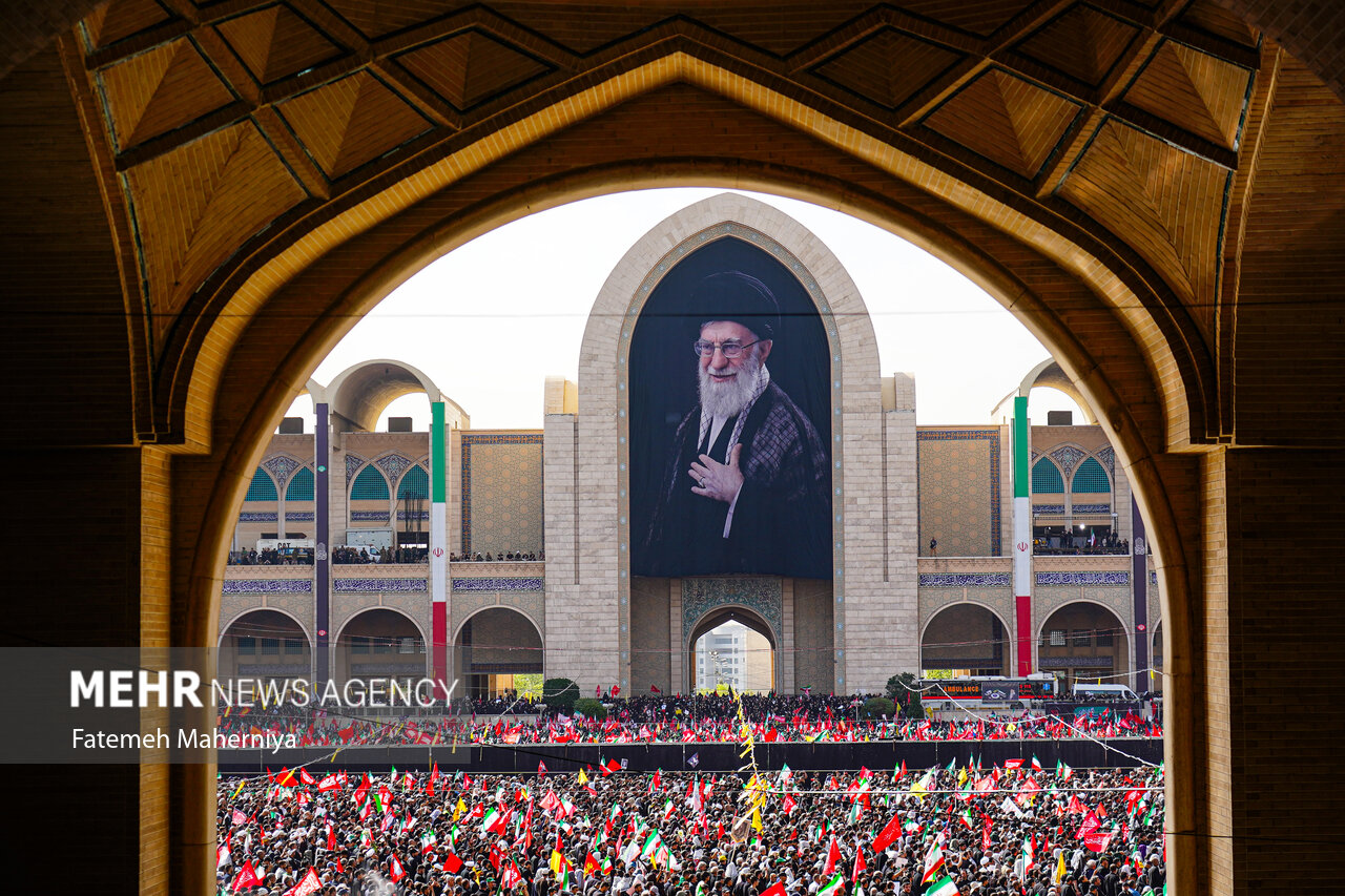 رتبه نخست دانشگاه علوم پزشکی ایران در میزبانی مراسم تشییع