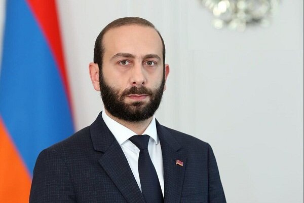 میرزویان: ایروان برای روابط خود با تهران اهمیت بسیاری قائل است
