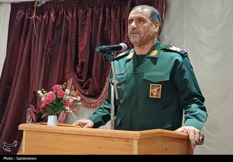 سردار رضایی: شهدای کارگری آبروی جامعه/تقدیم 14هزار شهید نماد وفاداری