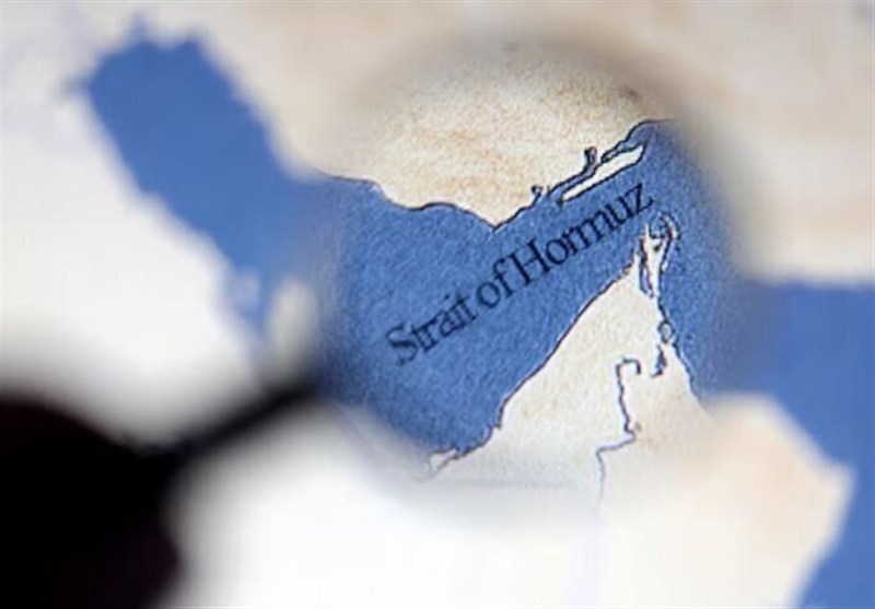 اعتراف مقام سابق کاخ سفید به اقتدار ایران در تنگه هرمز