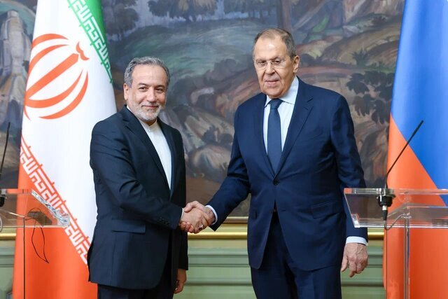 گفتگوی عراقچی با وزیر خارجه روسیه در سازمان ملل