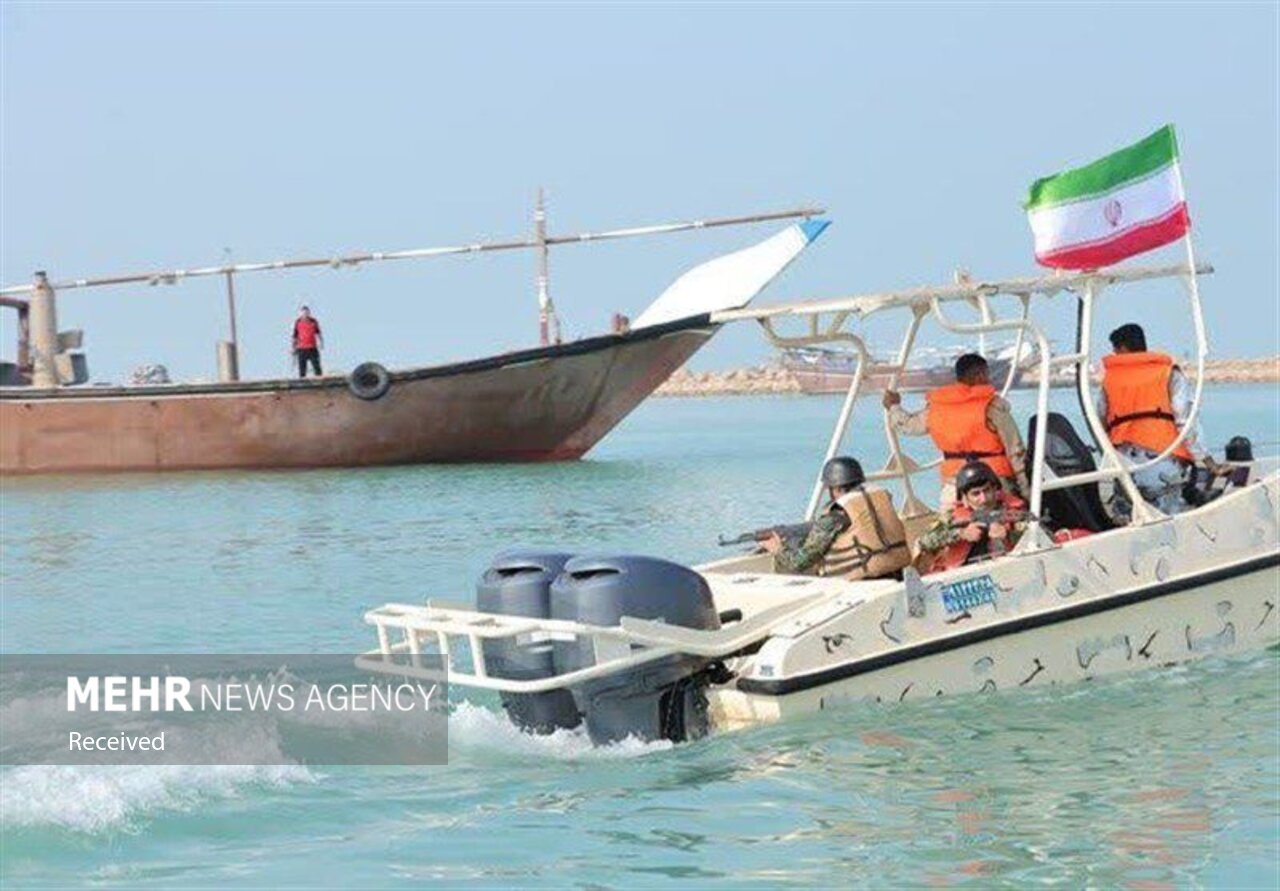 5 فروند شناور حامل کالای قاچاق در آبهای استان بوشهر توقیف شد