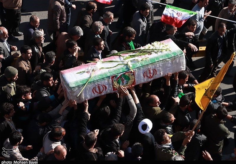 تشییع باشکوه 4 شهید ارتش در اهواز/ پیکر 2 شهید به کرمانشاه منتقل شد