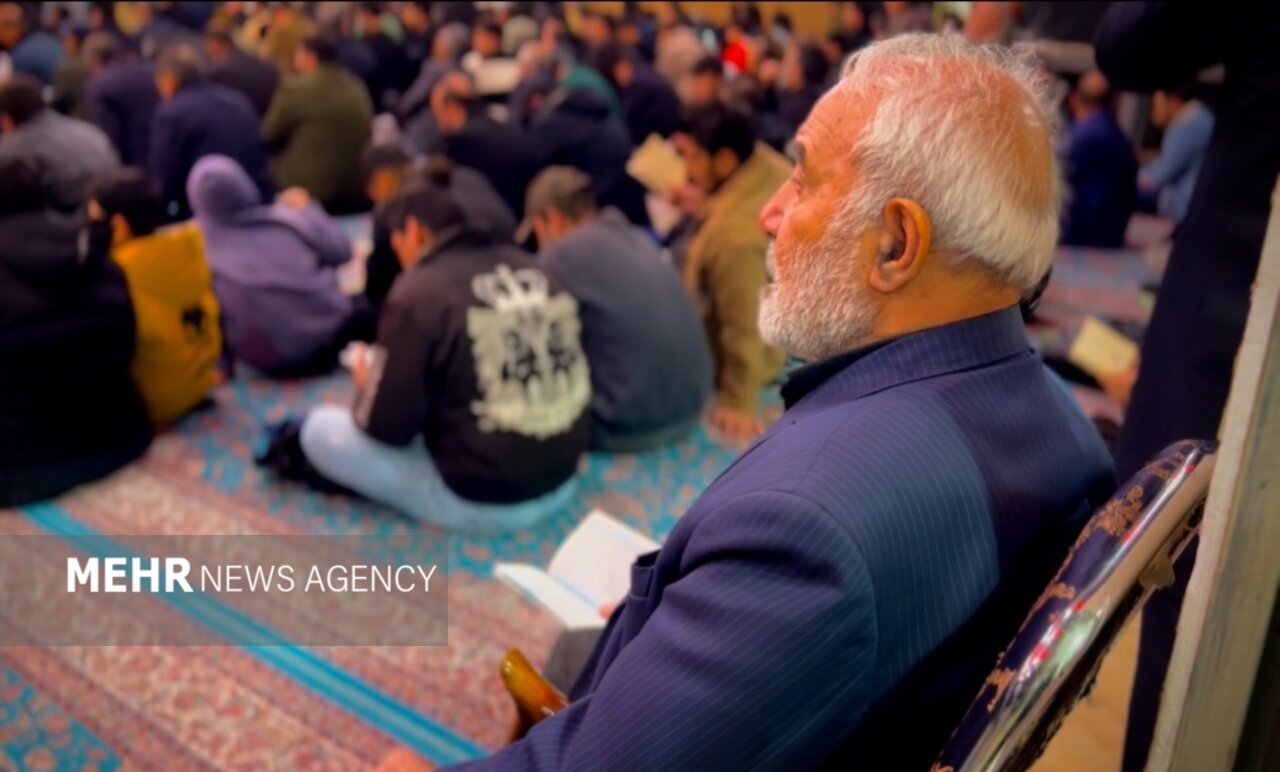 تصاویری از آئین معنوی شب قدر در جنوب شرق استان تهران