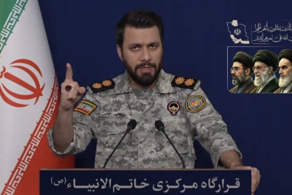 قرارگاه مرکزی خاتم‌الانبیا: اسم شکست‌تان را توافق نگذارید!