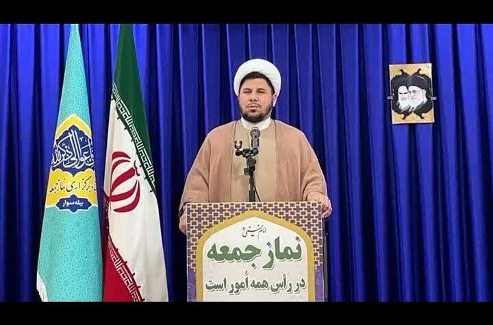 حجت الاسلام عزیزی: تا شکست کامل دشمن، خیابان‌ها را خالی نمی‌کنیم