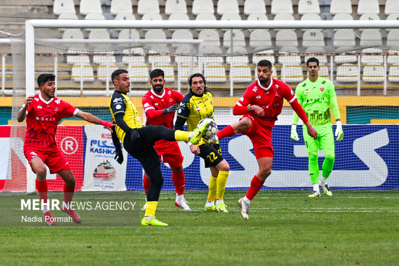 حذف سپاهان و سفر استقلال و پرسپولیس با تراکتور به لیگ‌های آسیایی