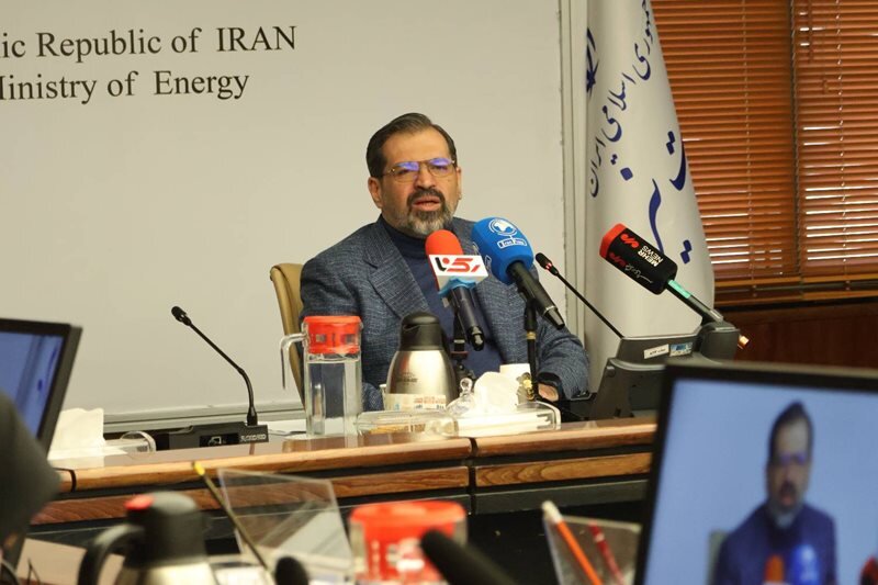 سقف قیمت برق با توجه به شرایط اقتصادی تعیین شود