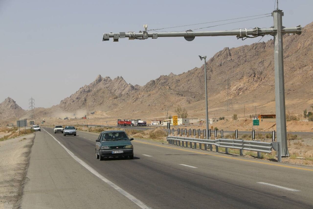 افزایش تردد در جاده‌ها و محورهای مواصلاتی هرمزگان