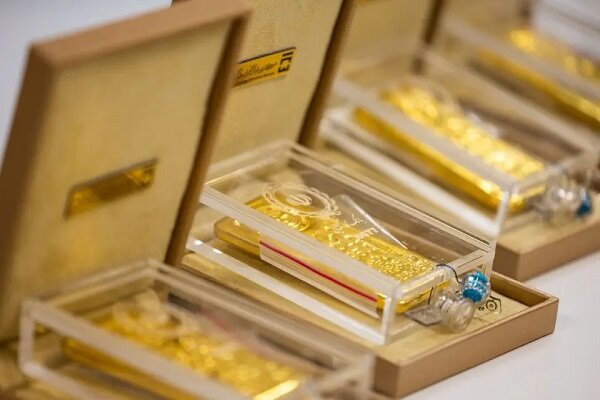 طلا در مسیر دارایی ذخیره؛ تردیدها درباره آینده دلار آمریکا