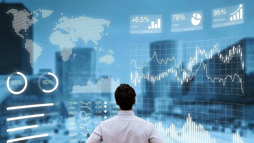 اقتصاد ایران در حالت تعلیق است. تولید باید مانند طلا شود