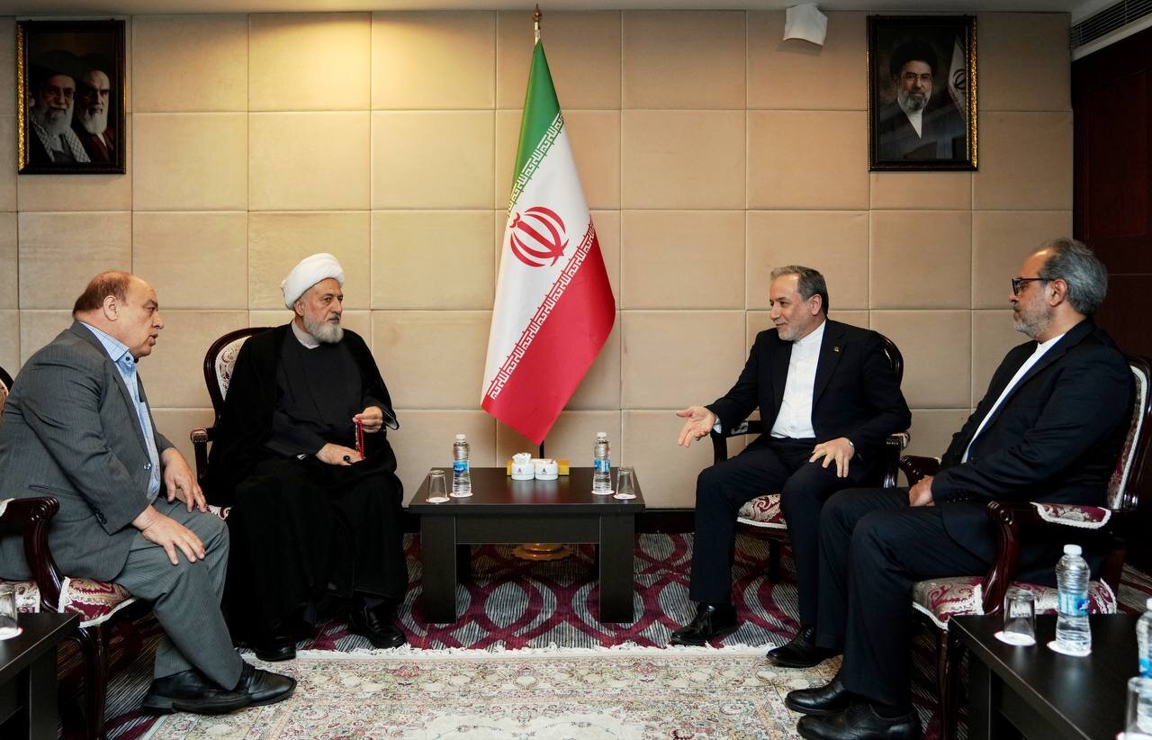 عراقچی: ایران بر حمایت قاطع از مردم و تمامیت ارضی لبنان تأکید دارد
