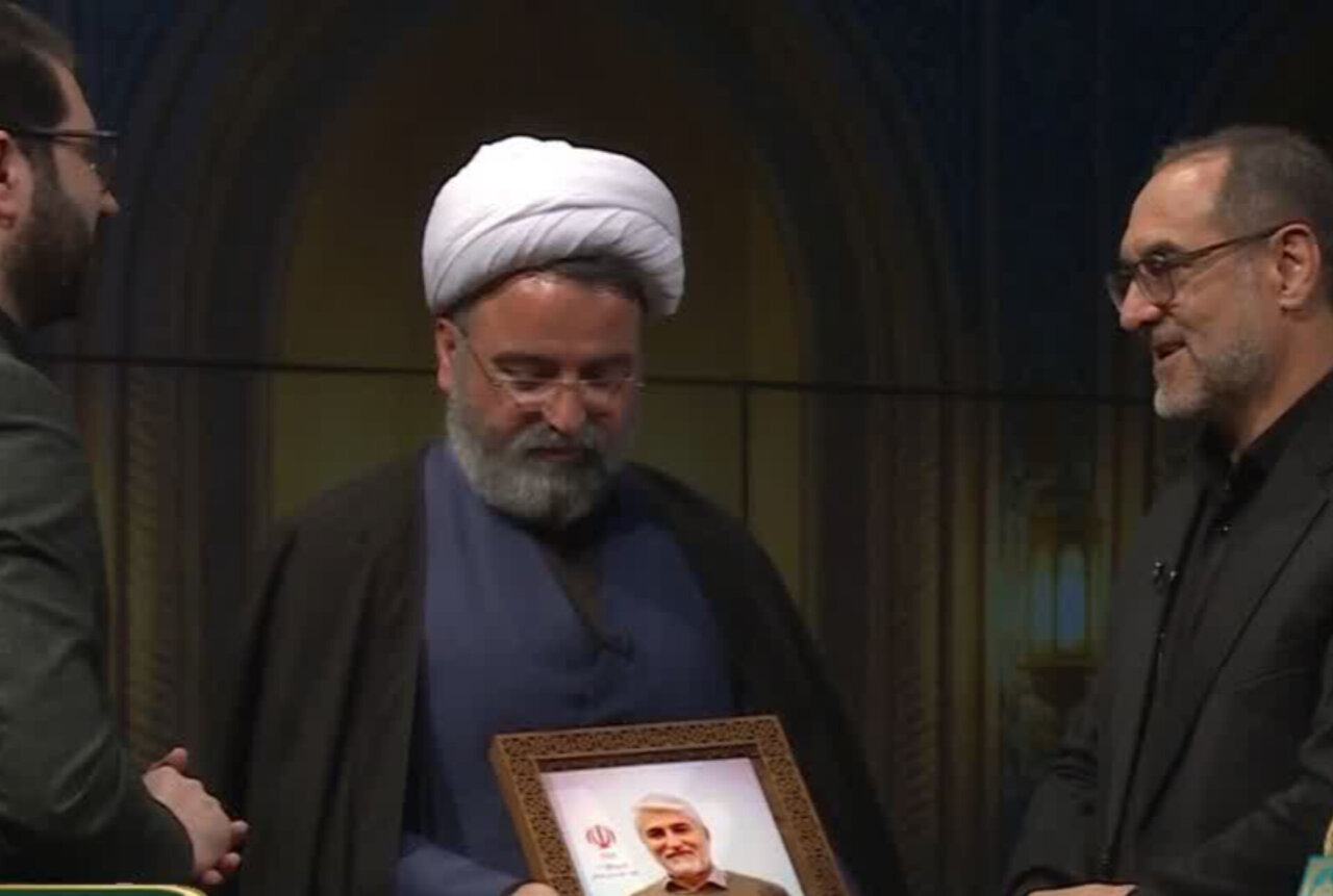 شهدای جنگ رمضان نخبگان واقعی و سرآمدان علمی و اخلاقی هستند