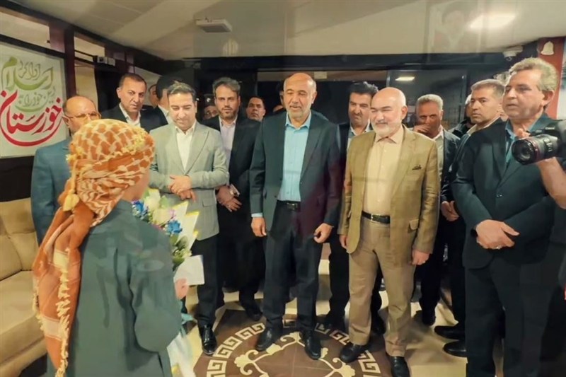 ورود وزیر تعاون کار و رفاه اجتماعی به اهواز